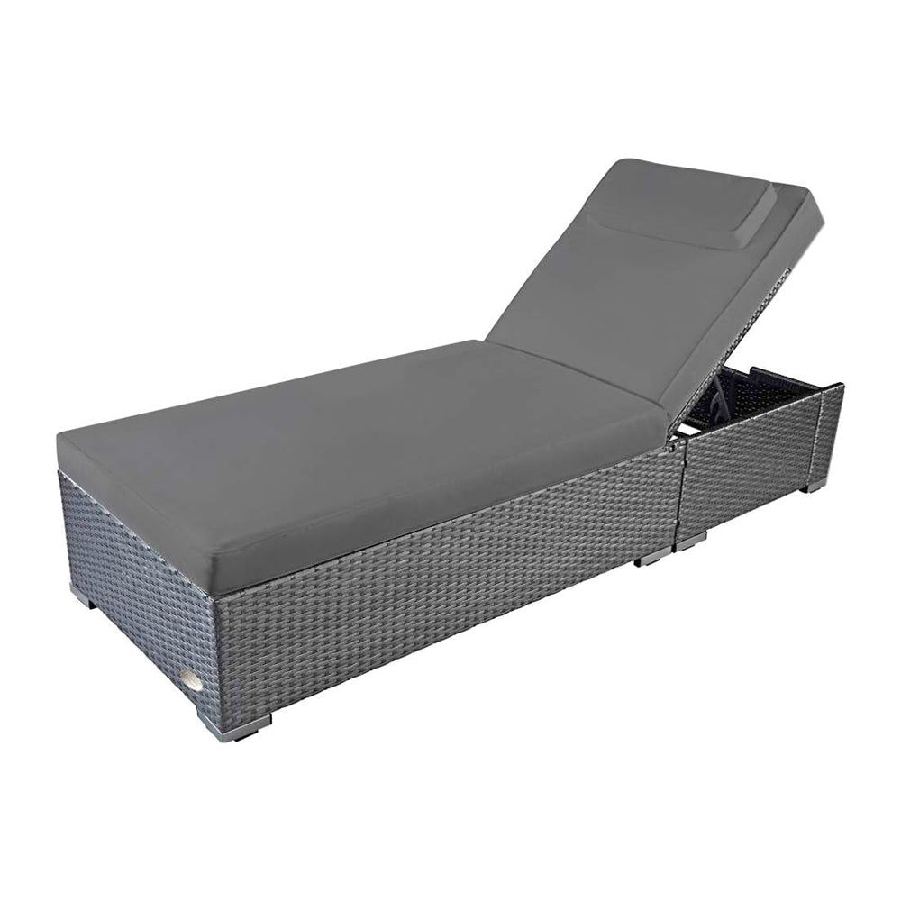 Graue Gartenliege aus Polyrattan mit dicker Polsterauflage und mehrfach verstellbarer Rückenlehne für Terrasse oder Balkon