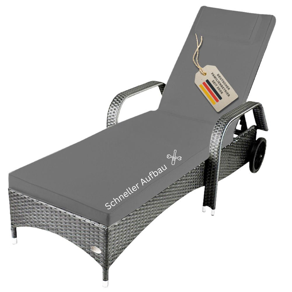 Graue Polyrattan Sonnenliege mit Rollen, Armlehnen und gepolsterter Liegefläche