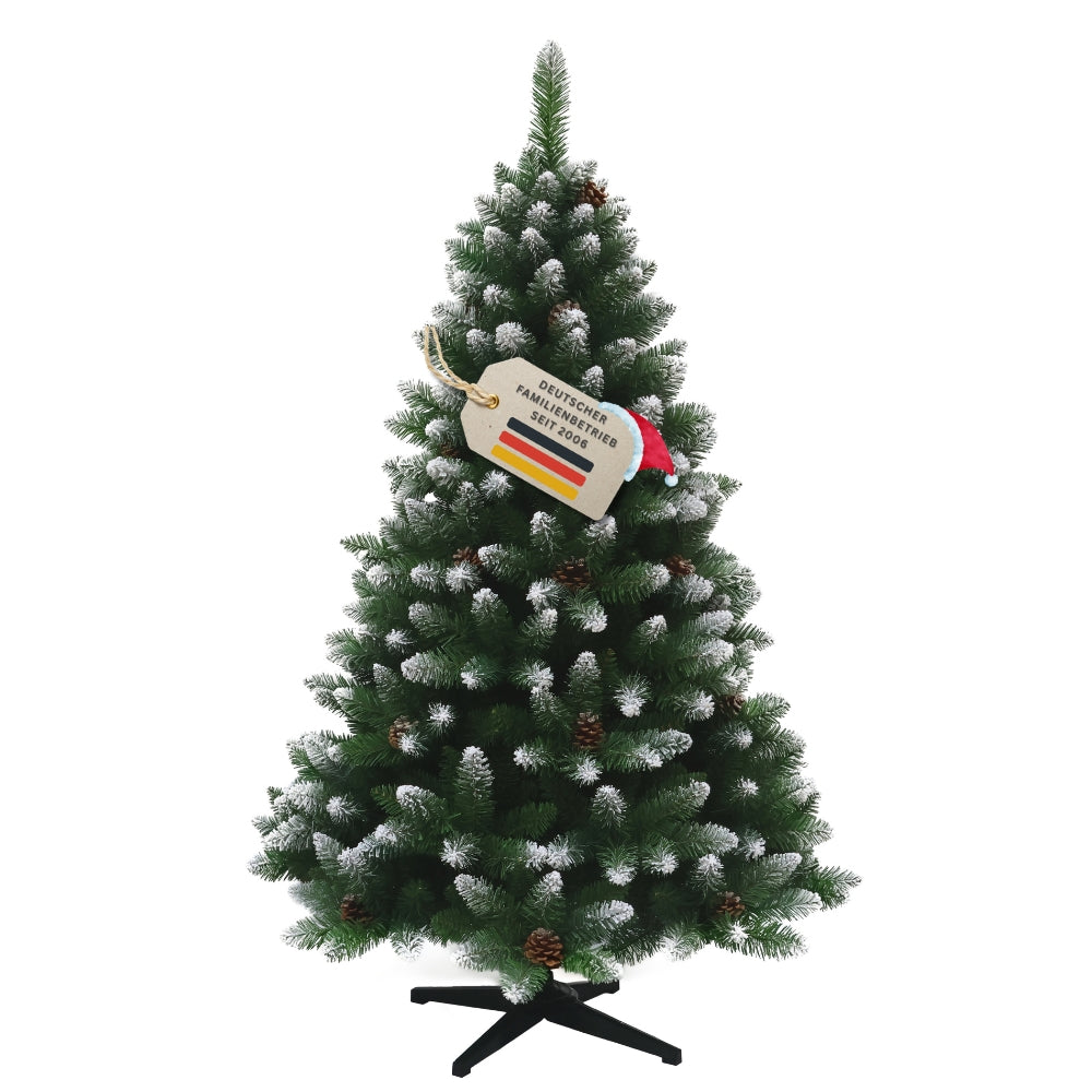 Künstlicher Weihnachtsbaum HXT 15013 mit 150 cm Höhe, beschneiten Zweigspitzen, Tannenzapfen und schwarzem Ständer.