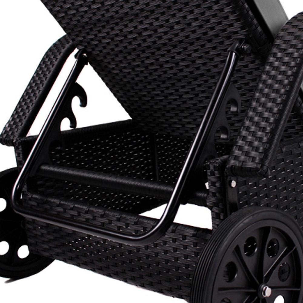 Rückenlehne der Sonnenliege 5-fach verstellbar, Poly-Rattan-Geflecht in Schwarz. Schwarz / Grau.