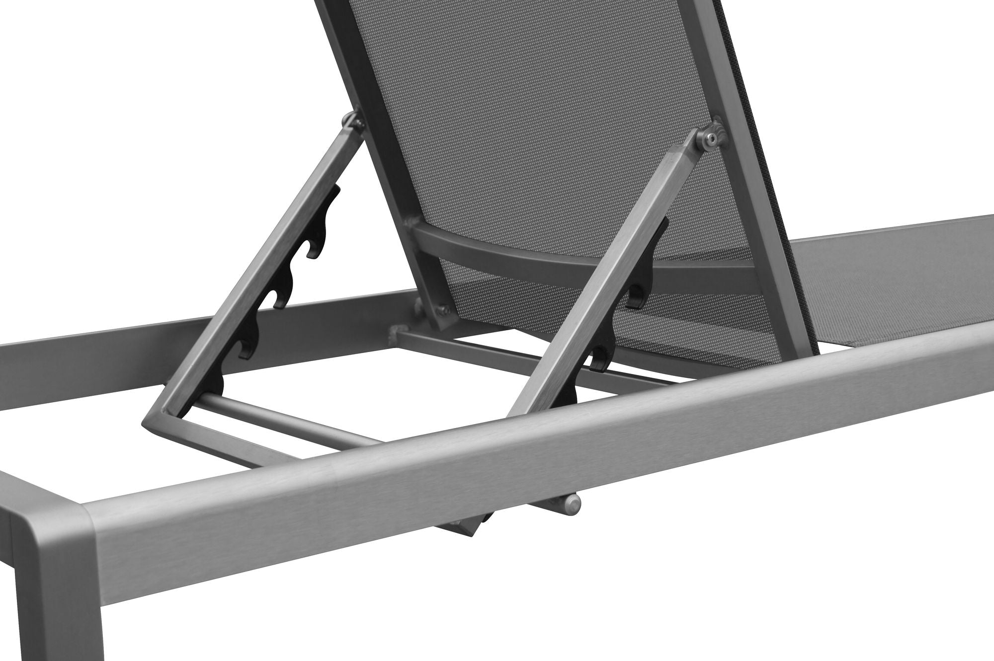 Verstellmechanismus einer Aluminium-Sonnenliege mit mehreren Rasterpositionen für die Rückenlehne.
