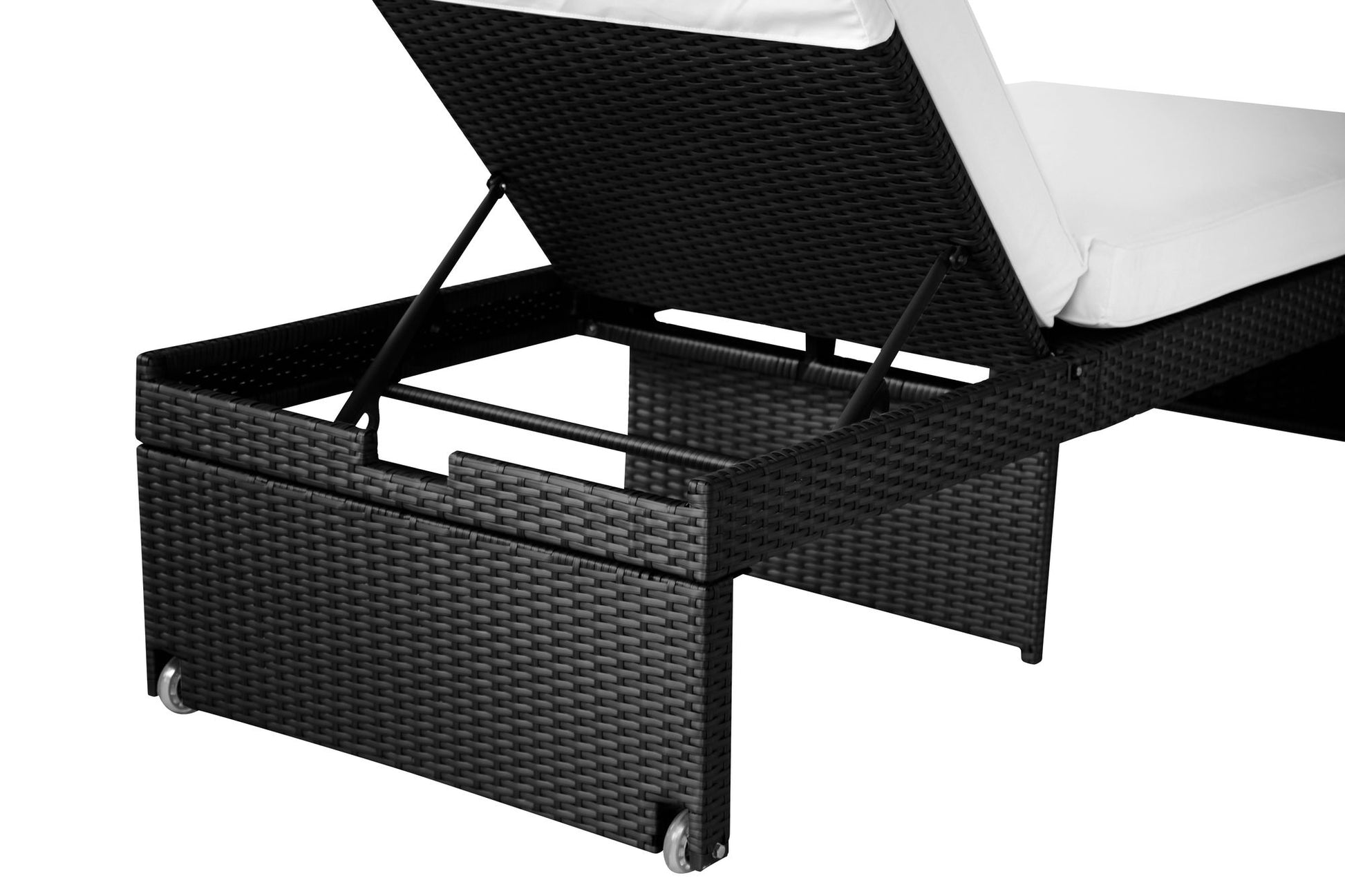 Schwarze Rattan-Liege mit verstellbarer Rückenlehne und Stauraum unter der Sitzfläche.